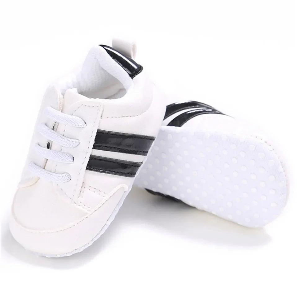 Newborn Baby Lace-Up Sneakers – PU Leather (0-18M).